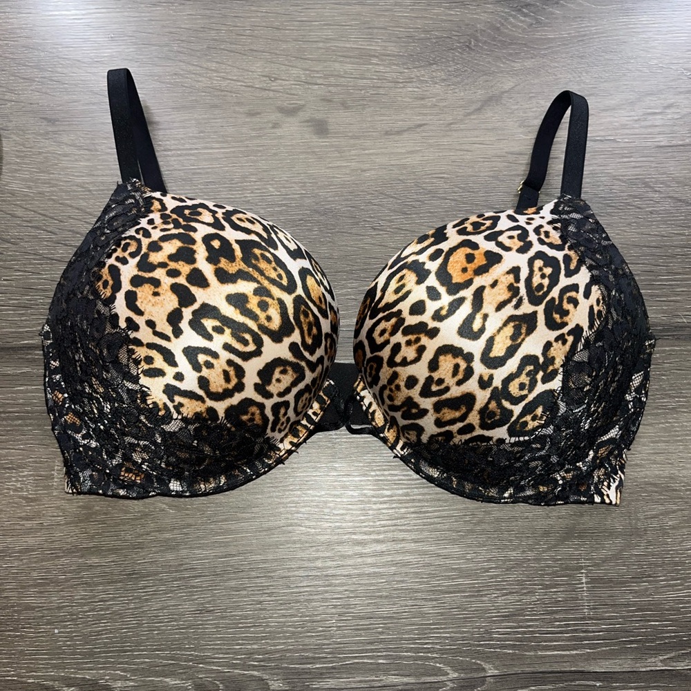 Victorias Secret Bra Size 36 D great condition